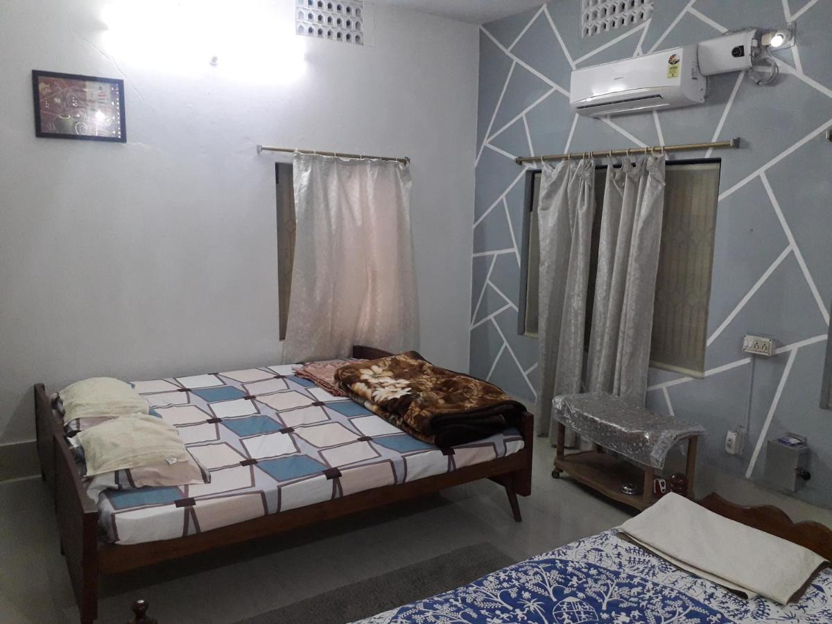 Sudha Kutir Puri Apartment Bagian luar foto