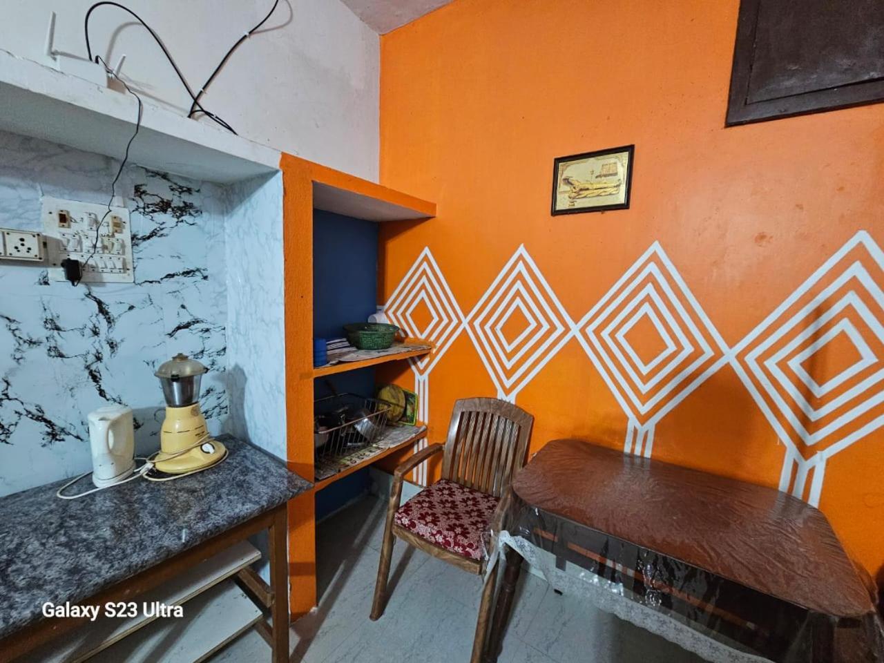 Sudha Kutir Puri Apartment Bagian luar foto